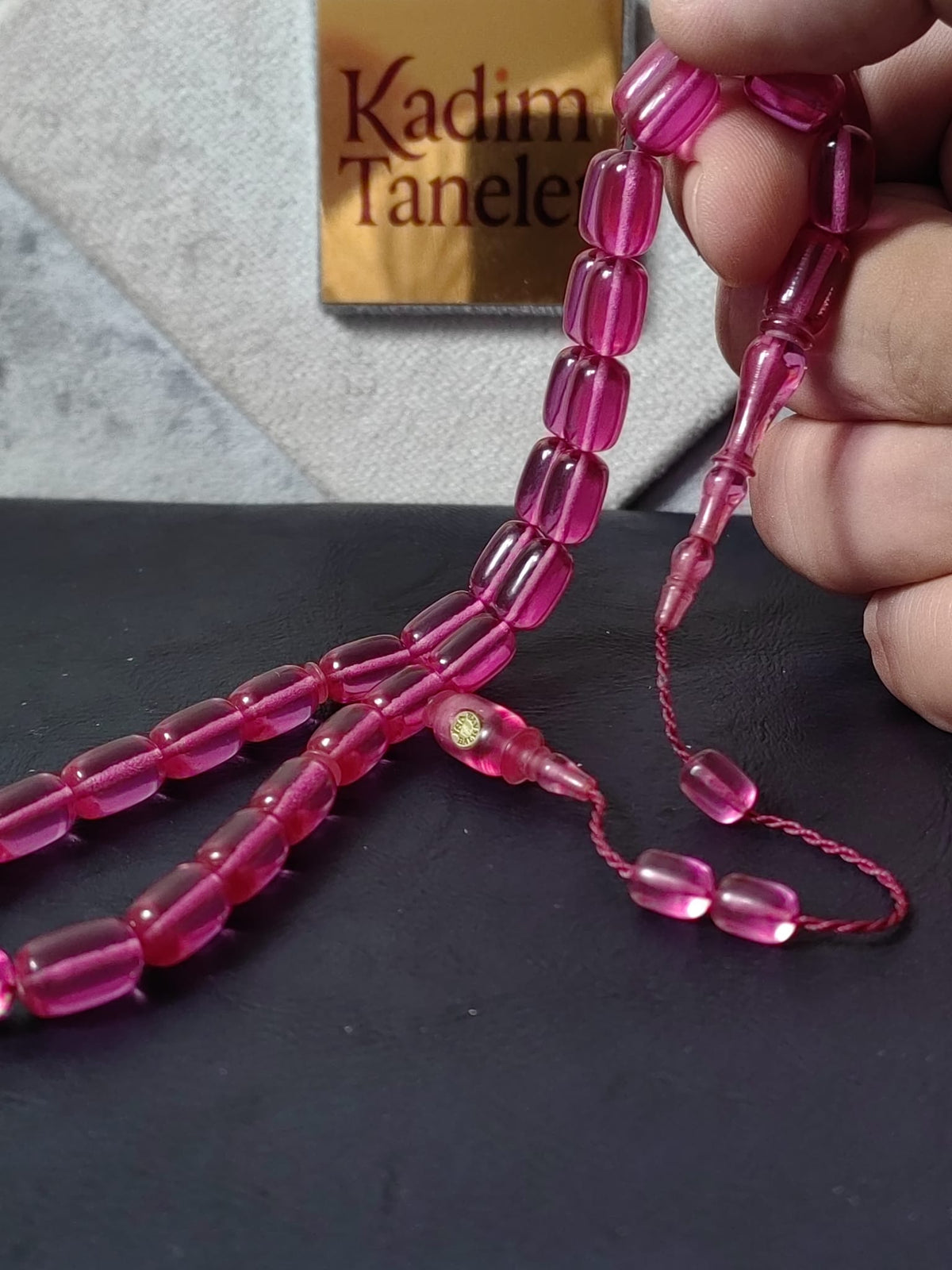 Aykırı Renk İmzalı Ateş Kehribar
