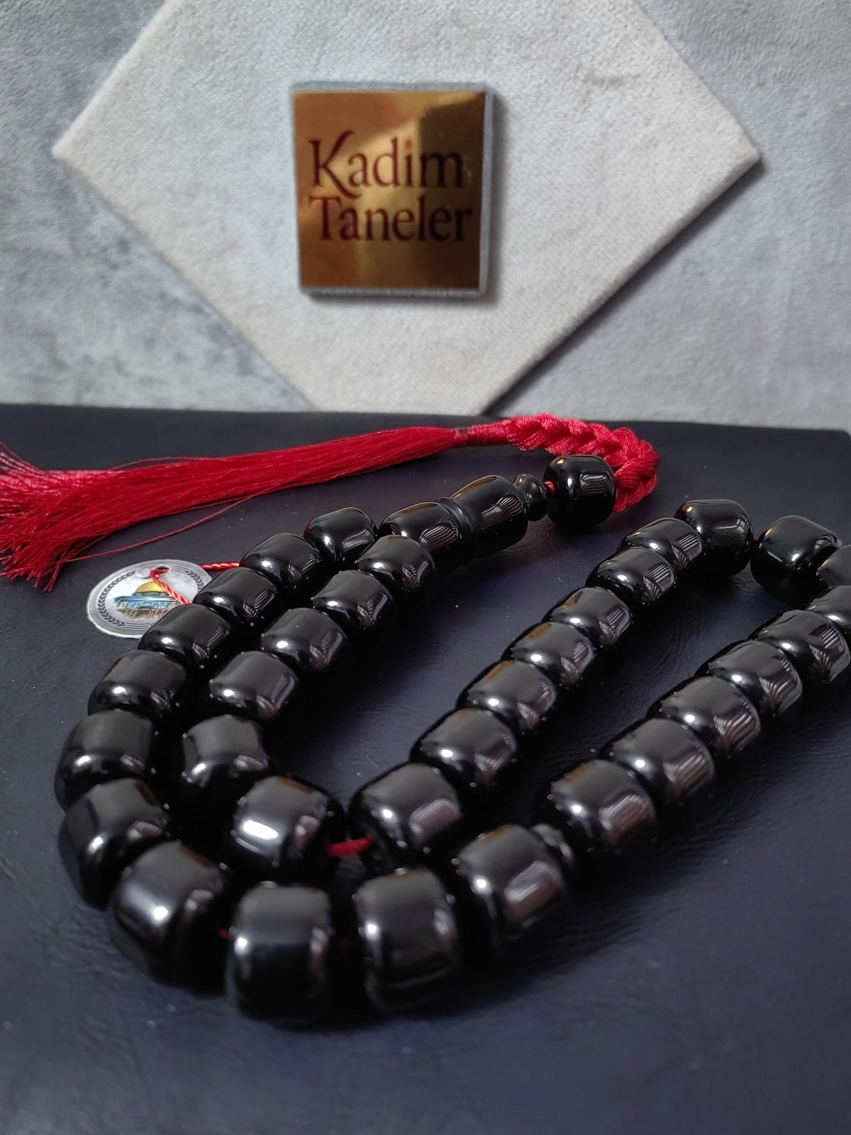 Kelle Boy Simsiyah Usta İşçilikli