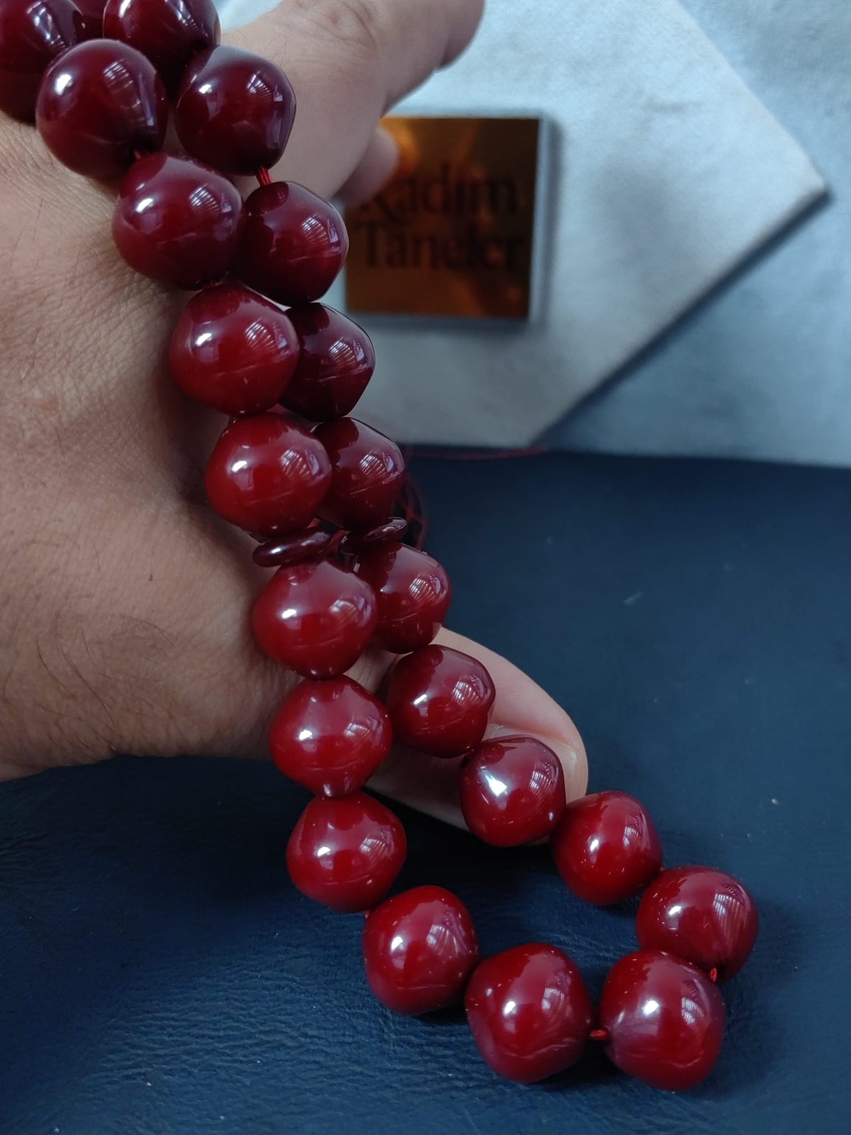 Kelle Boy Sığırcık Kesim Koyu Vişne Rengi